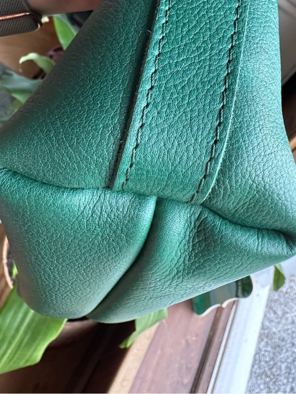 Portland Leather Small Bacalar Slouchy - Picture 5 of 8